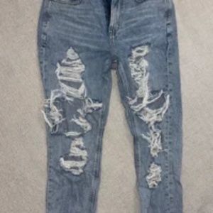 AE Mom Jeans